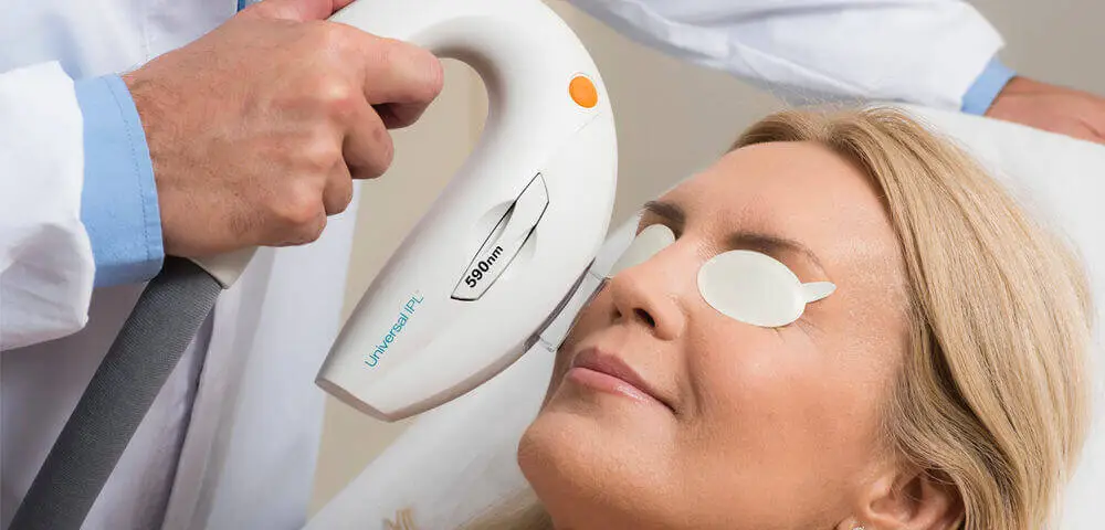 Light Therapy for Eye Care: How LLLT and IPLT Improve Vision Health